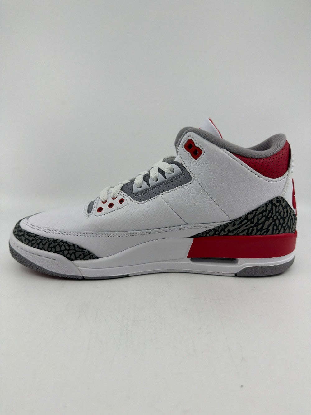 AJ 3 - FIRE RED (2022)|39398