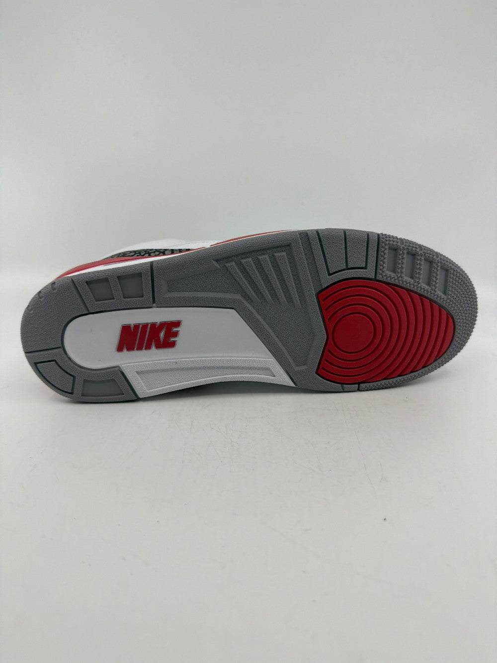 AJ 3 - FIRE RED (2022)|39400