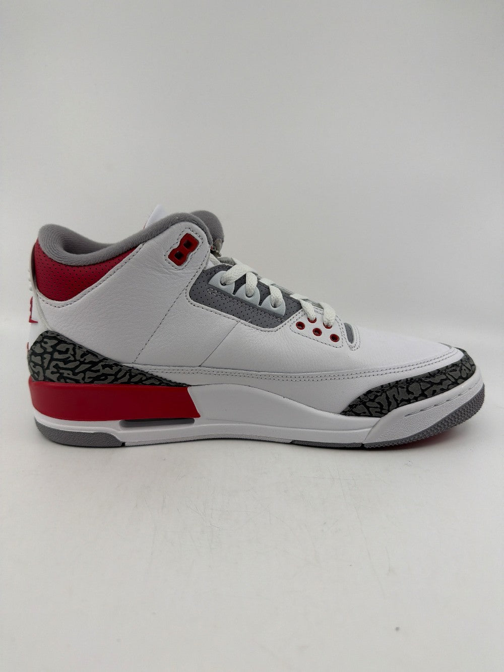 AJ 3 - FIRE RED (2022)|39403