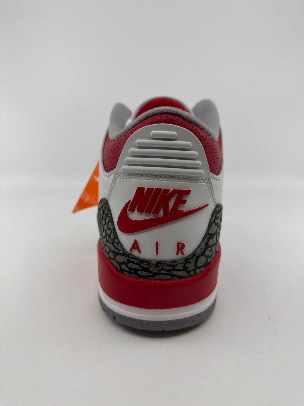 AJ 3 - FIRE RED (2022)|39404