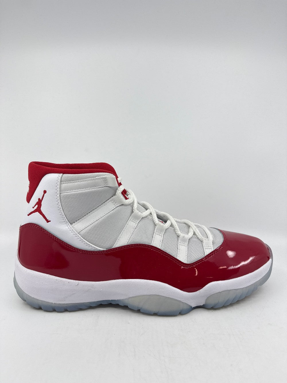 *USED* AJ 11 - CHERRY (2022)|39456