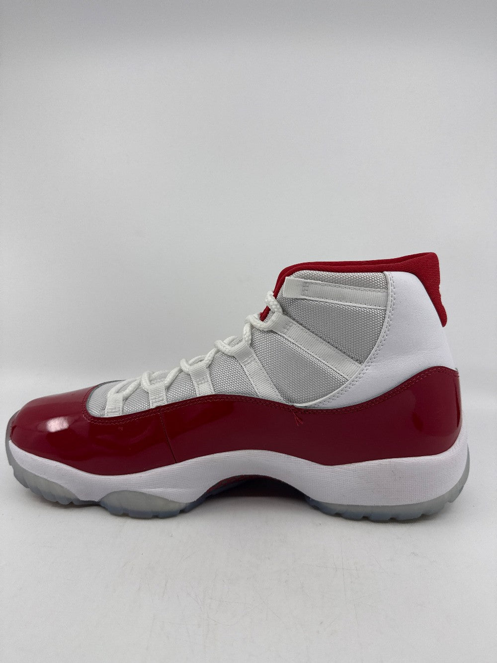 *USED* AJ 11 - CHERRY (2022)|39458
