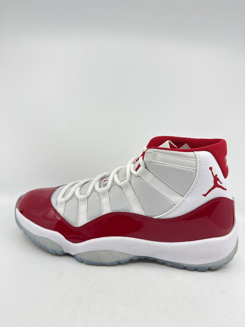 *USED* AJ 11 - CHERRY (2022)|39461