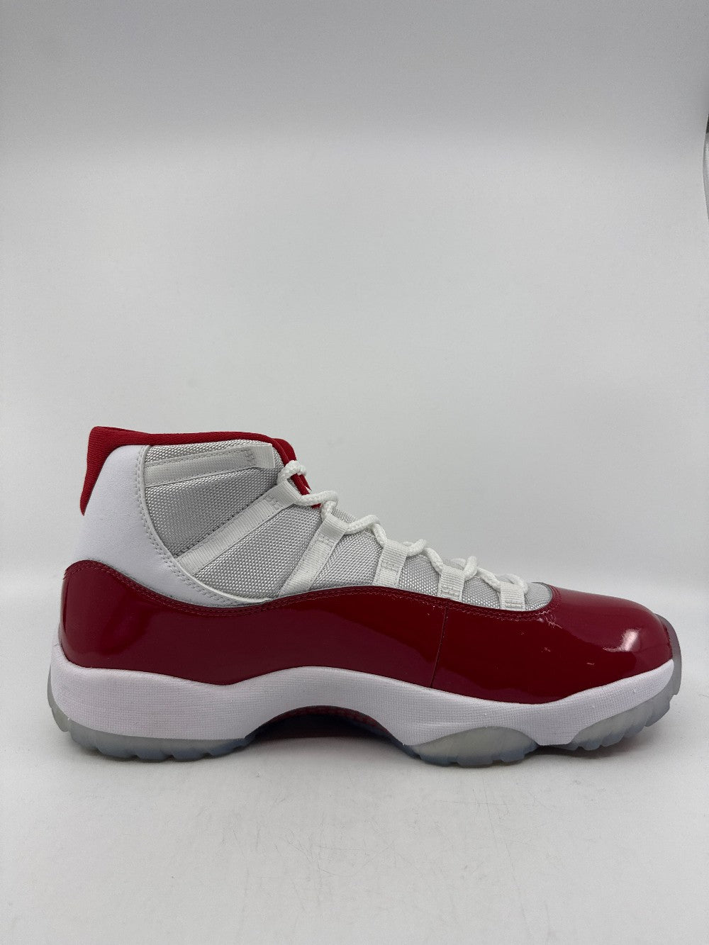 *USED* AJ 11 - CHERRY (2022)|39463