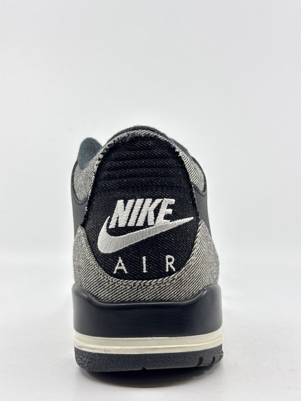 *USED* AJ 3 X LEVIS - BLACK|39467