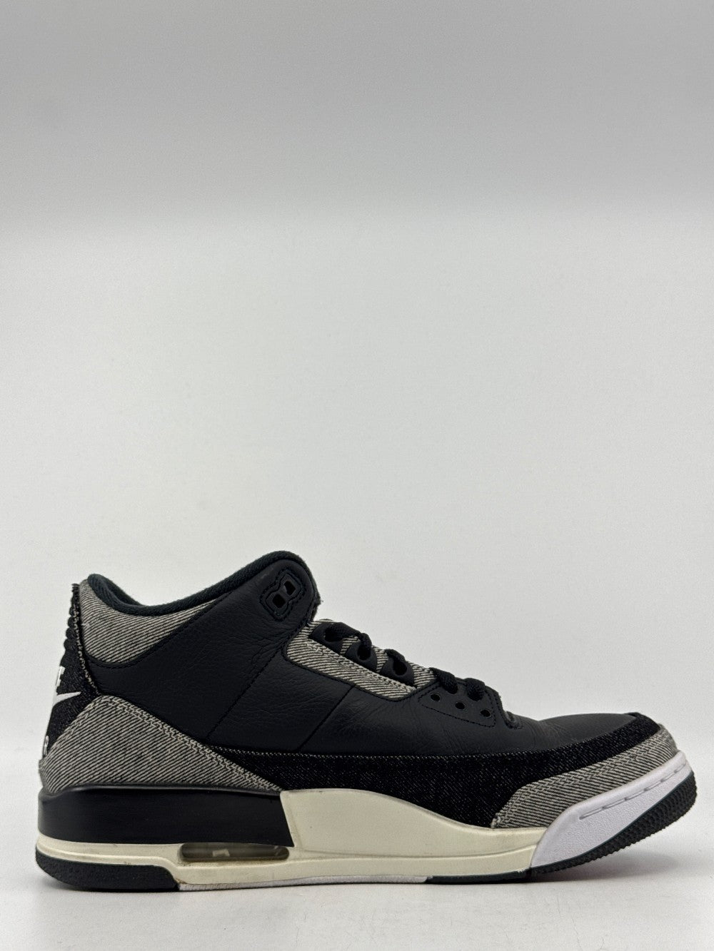 *USED* AJ 3 X LEVIS - BLACK|39474