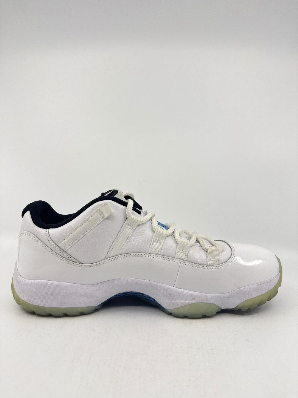 *USED/NO BOX* AJ 11 LOW - LEGEND BLUE|39527
