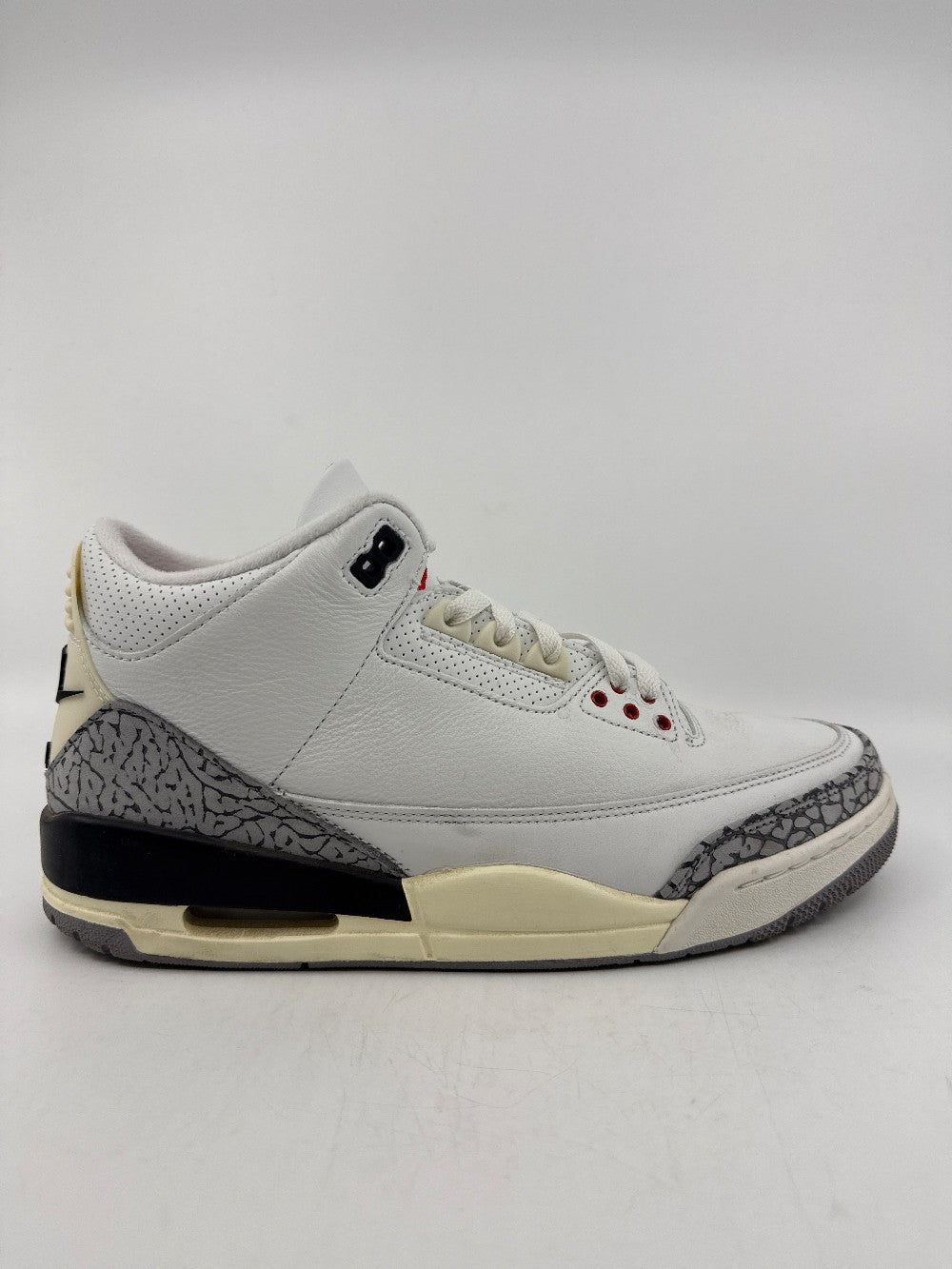 *USED* AJ 3 - WHITE CEMENT REIMAGINED|39600