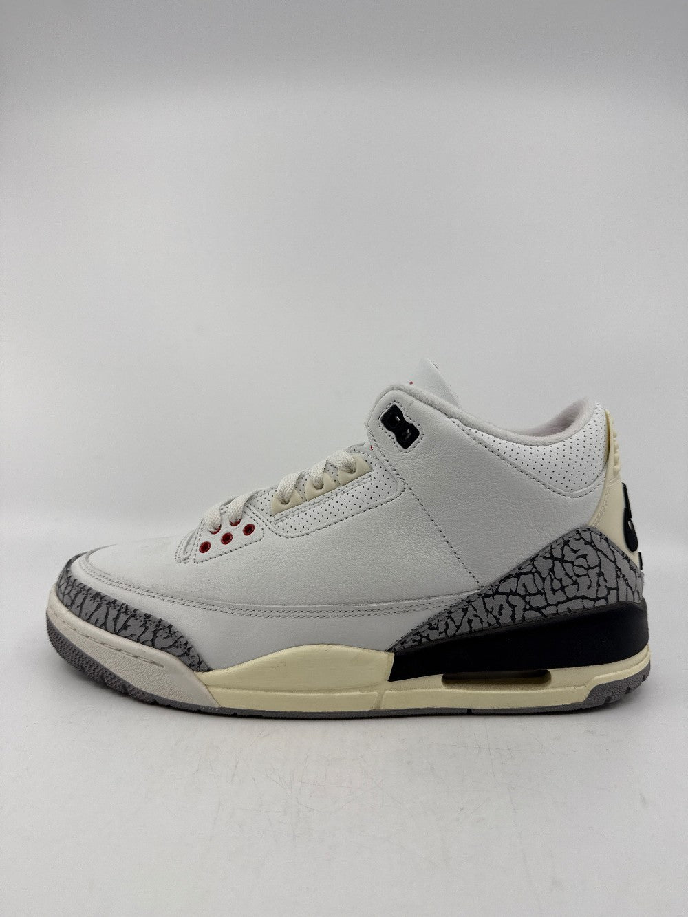 *USED* AJ 3 - WHITE CEMENT REIMAGINED|39605
