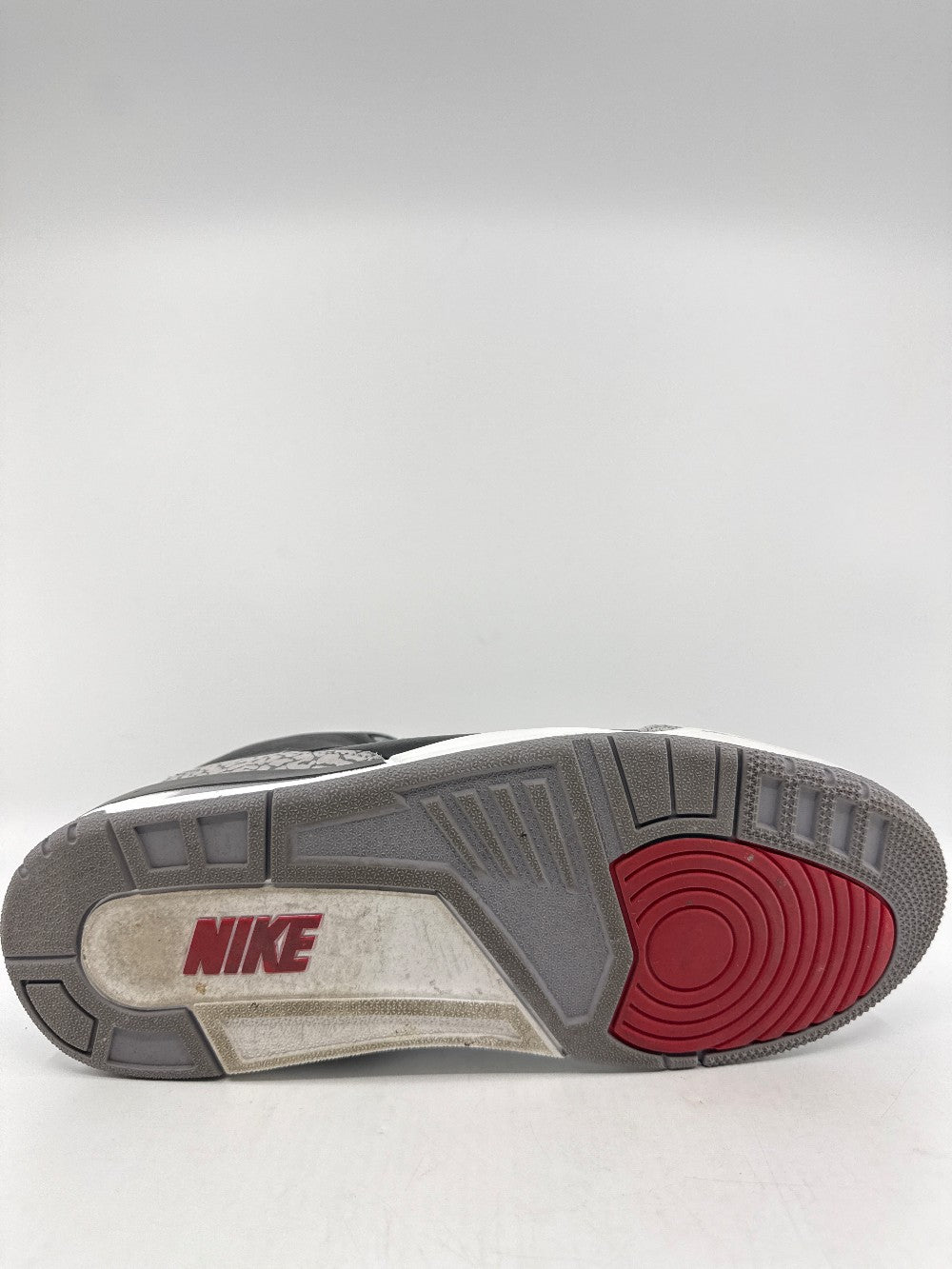 *USED* AJ 3 - BLACK CEMENT|39614