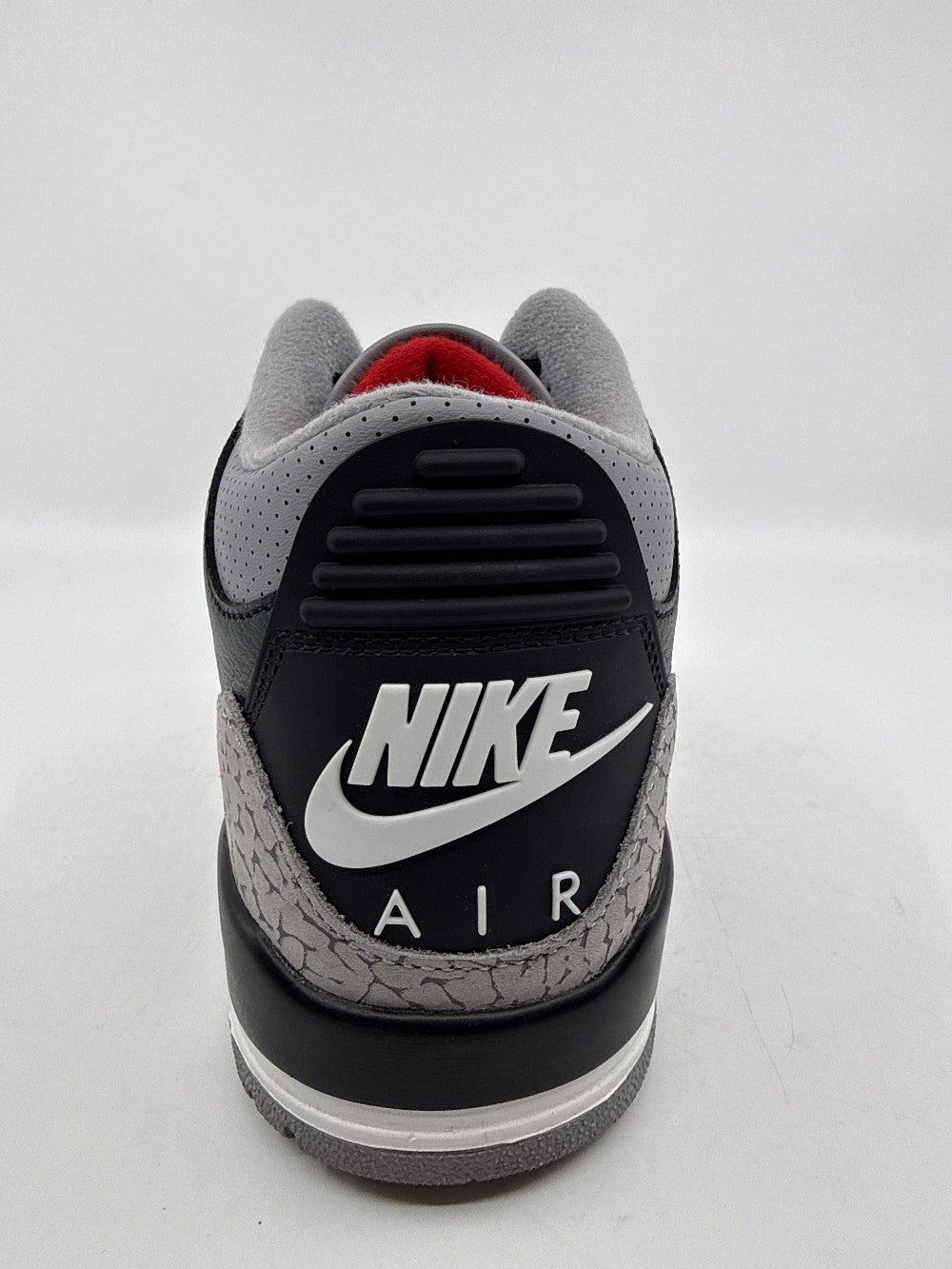 *USED* AJ 3 - BLACK CEMENT|39618