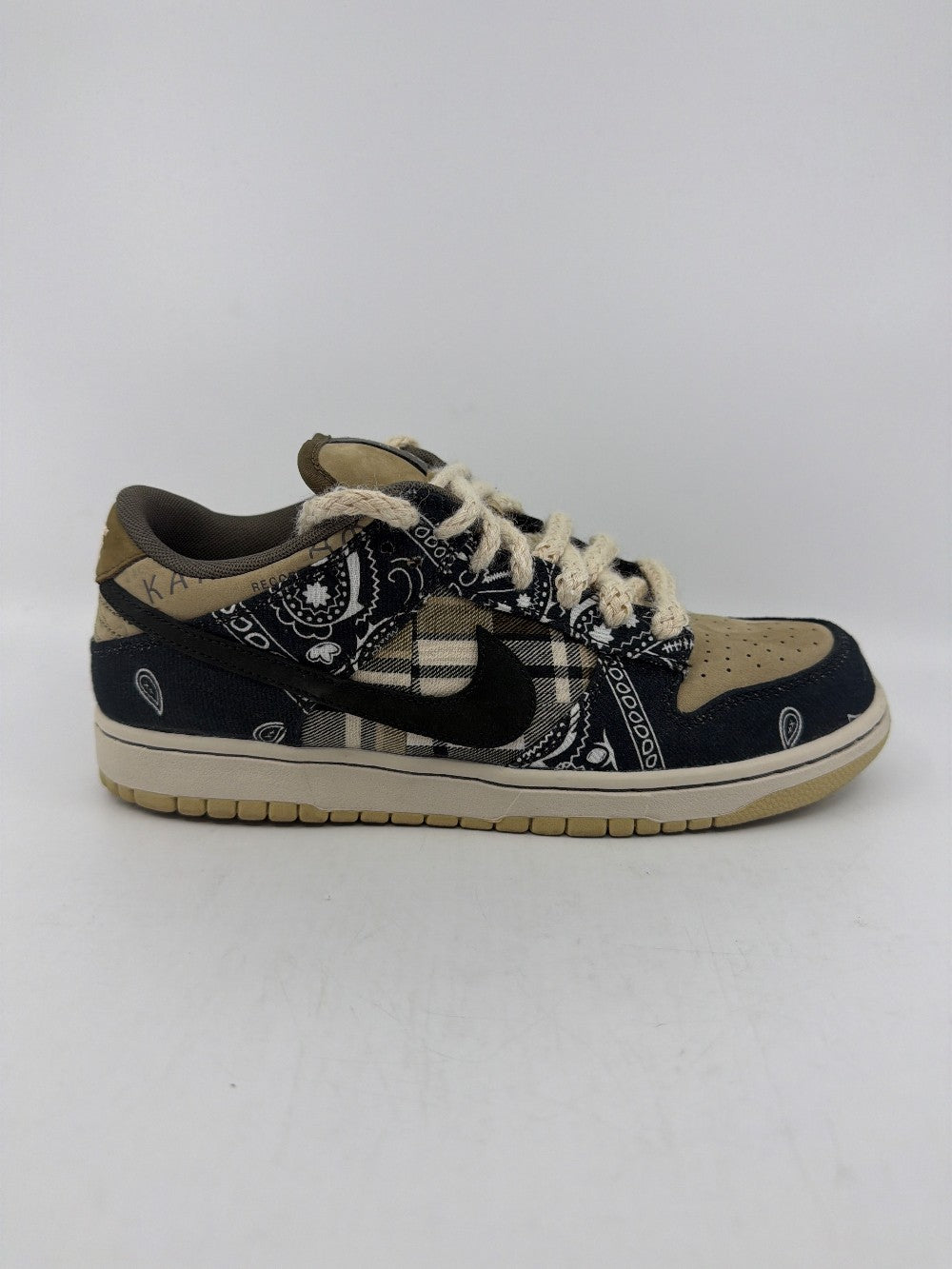*USED* NIKE SB X TRAVIS SCOTT - SPECIAL BOX|39640