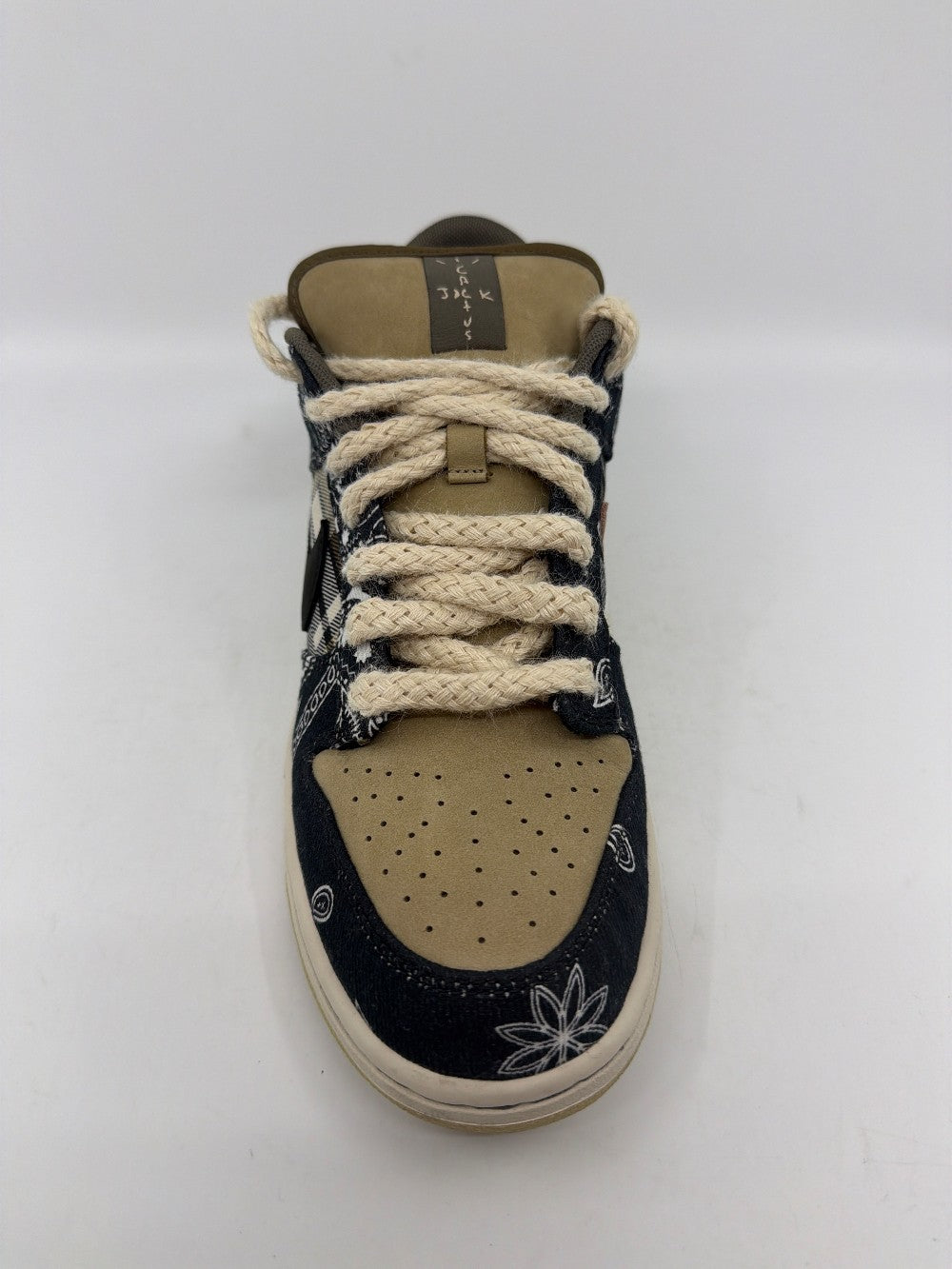 *USED* NIKE SB X TRAVIS SCOTT - SPECIAL BOX|39641