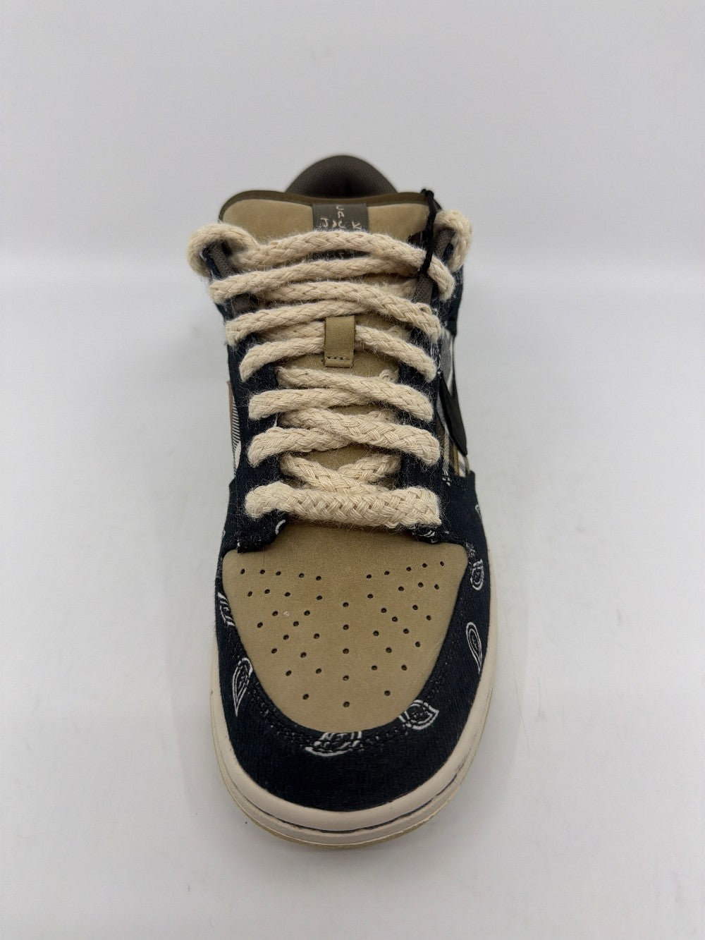 *USED* NIKE SB X TRAVIS SCOTT - SPECIAL BOX|39646