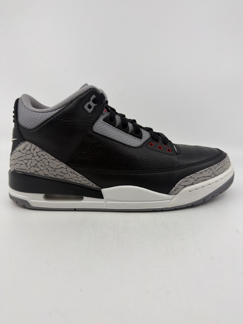 *USED* AJ 3 - BLACK CEMENT (2024)|39670