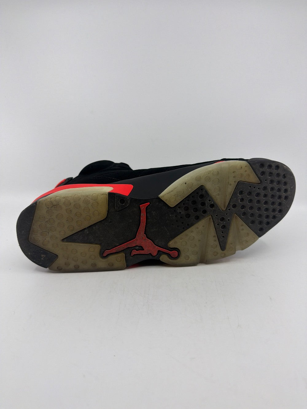 *USED* AJ 6 - BLACK INFRARED|39714