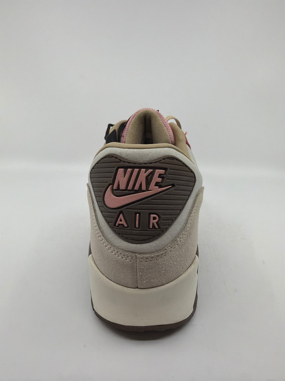 *USED* NIKE AIR MAX 90 - BACON (2021)|39723