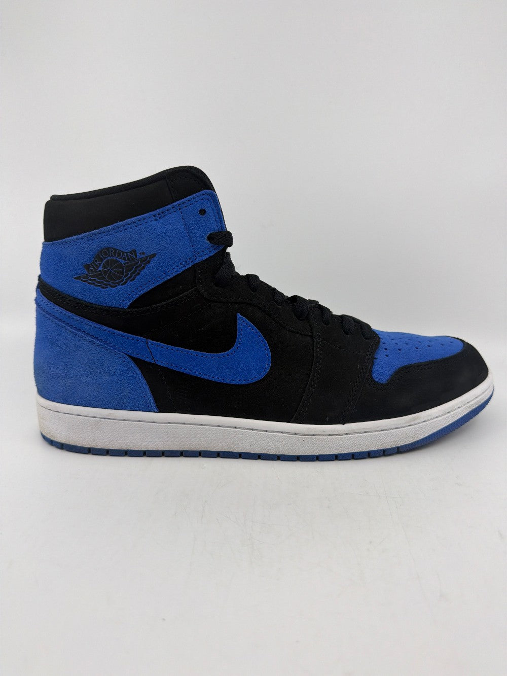*USED* AJ 1 - ROYAL REIMAGINED|39725