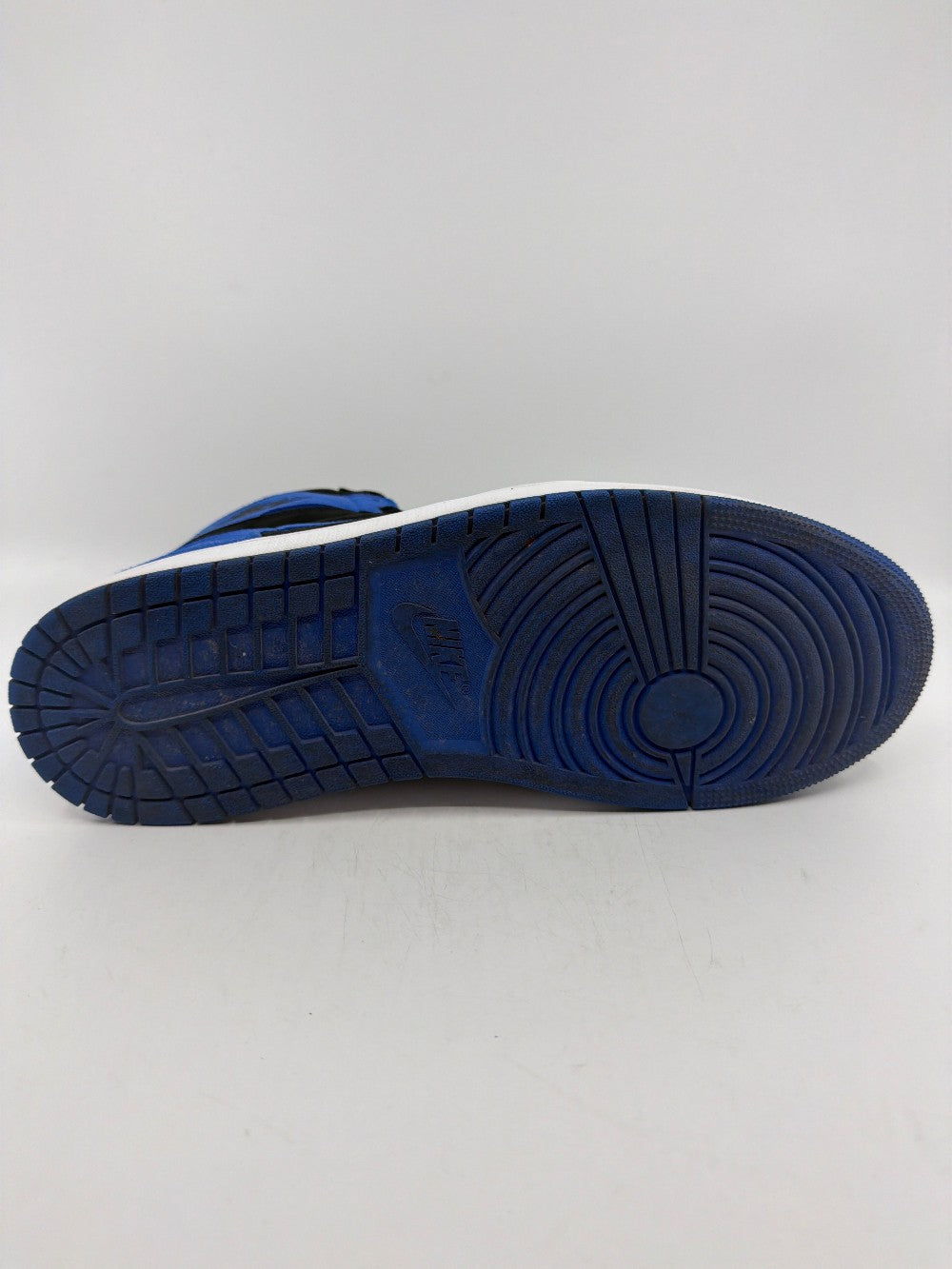 *USED* AJ 1 - ROYAL REIMAGINED|39729
