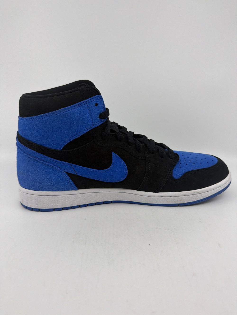 *USED* AJ 1 - ROYAL REIMAGINED|39732