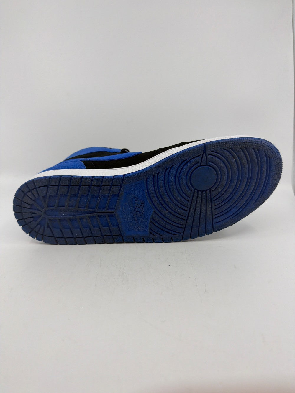 *USED* AJ 1 - ROYAL REIMAGINED|39734