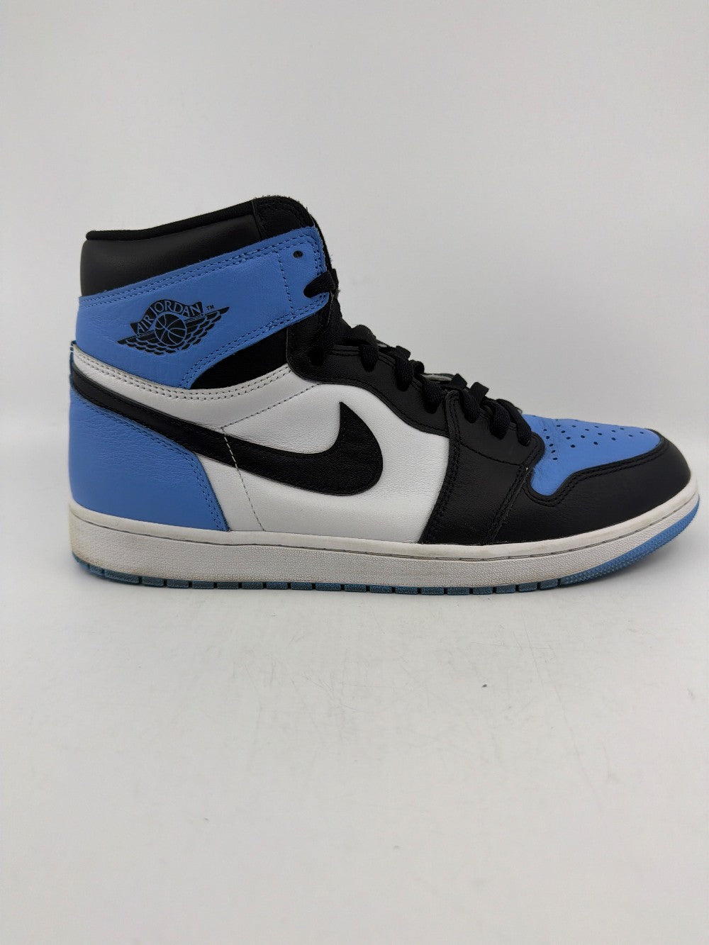 *USED* AJ 1 - UNC TOE|39735