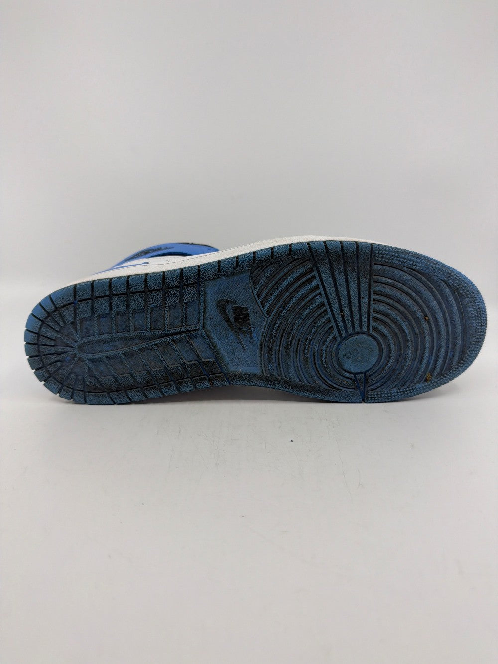 *USED* AJ 1 - UNC TOE|39739