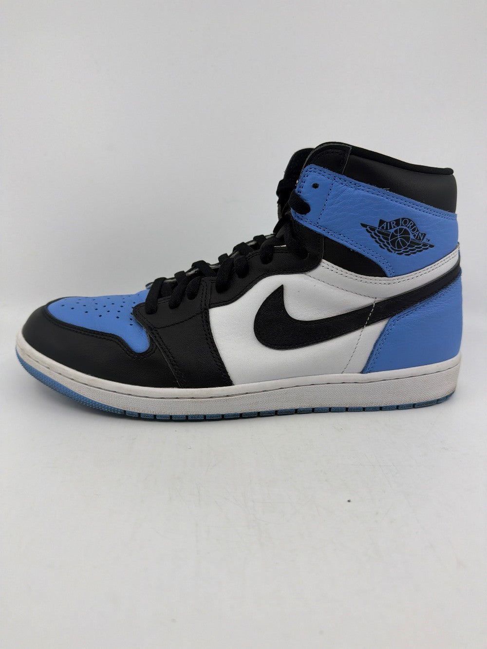 *USED* AJ 1 - UNC TOE|39740