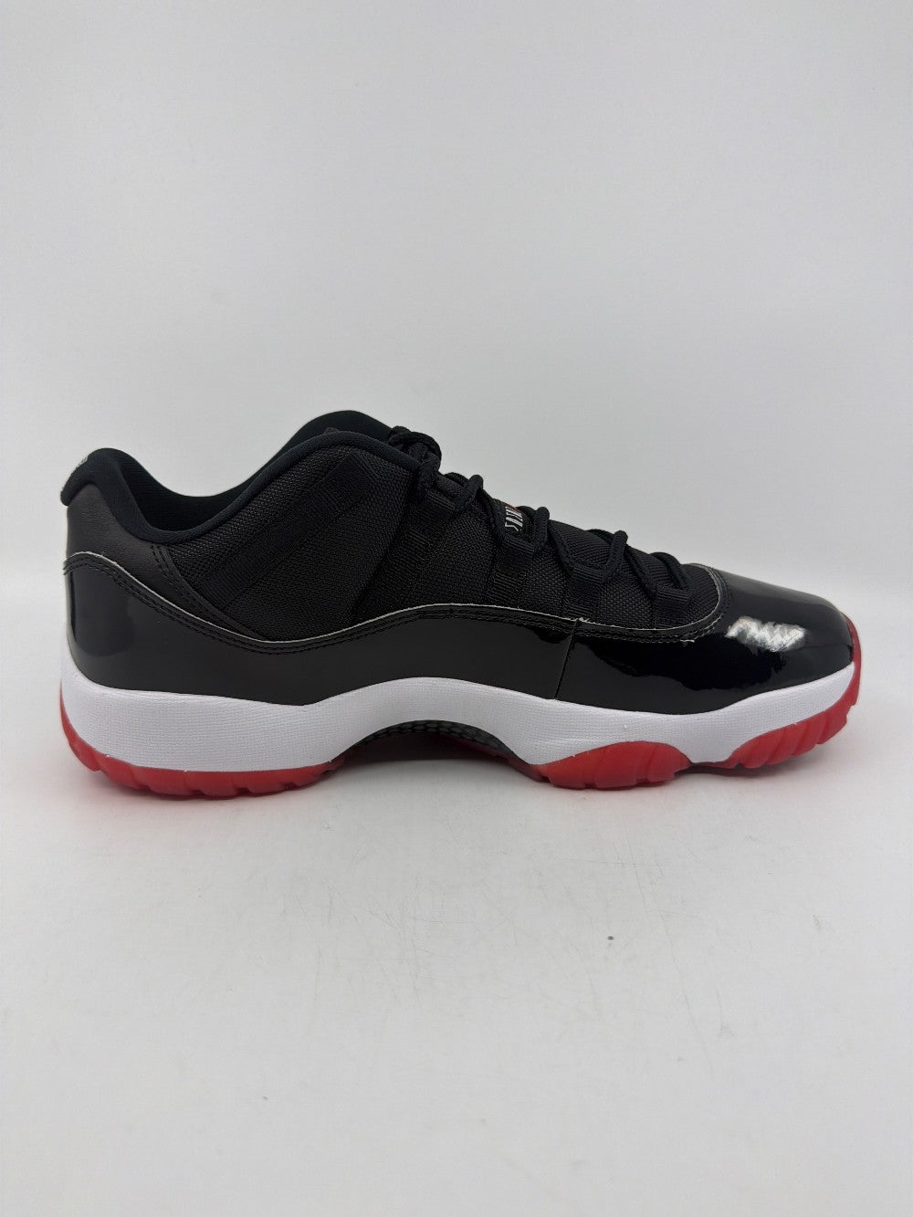 AJ 11 LOW - BRED (2025)|39797