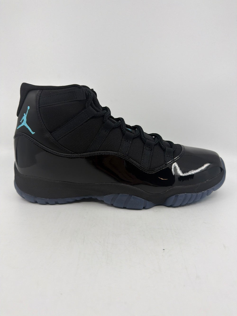 AJ 11 - GAMMA BLUE (2025)|39800