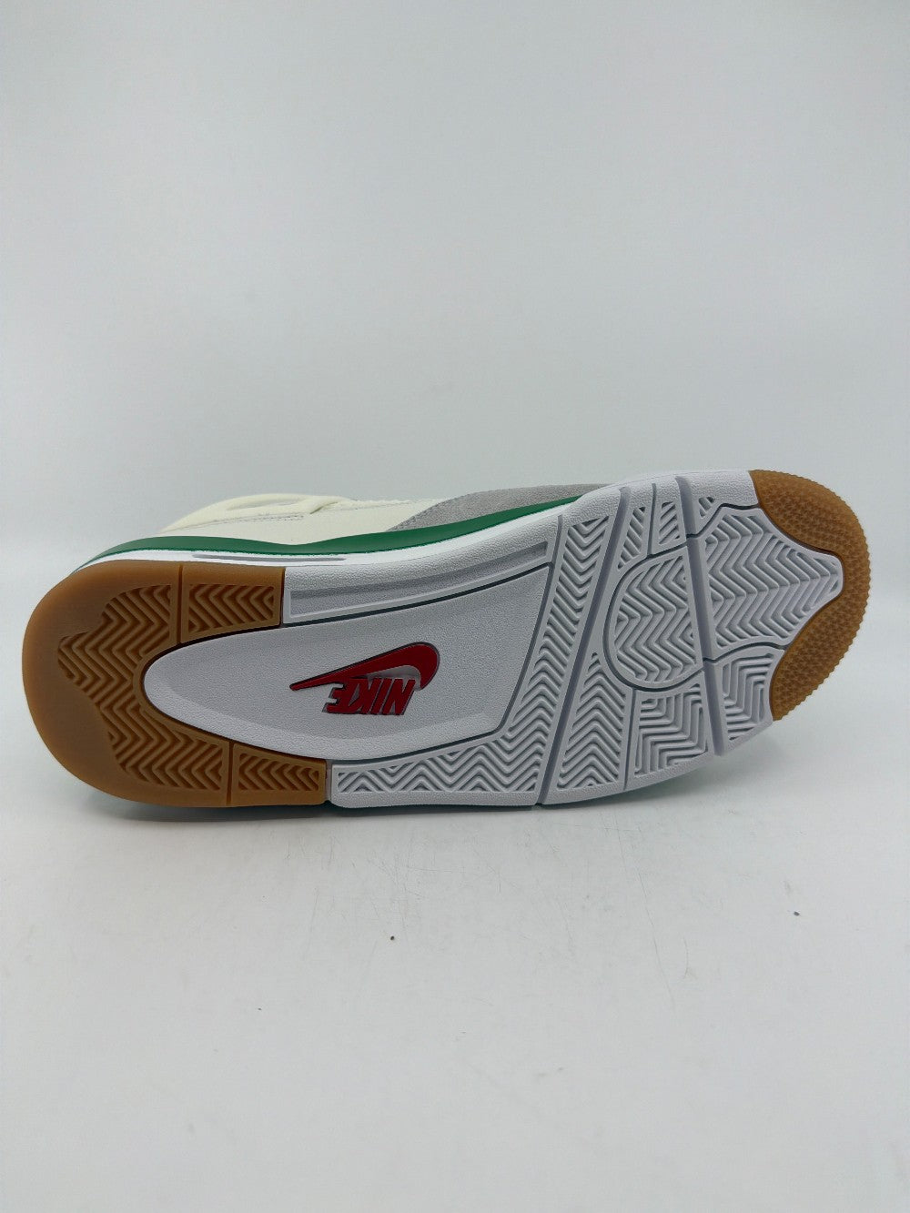 AJ 4 X SB - PINE GREEN|39829