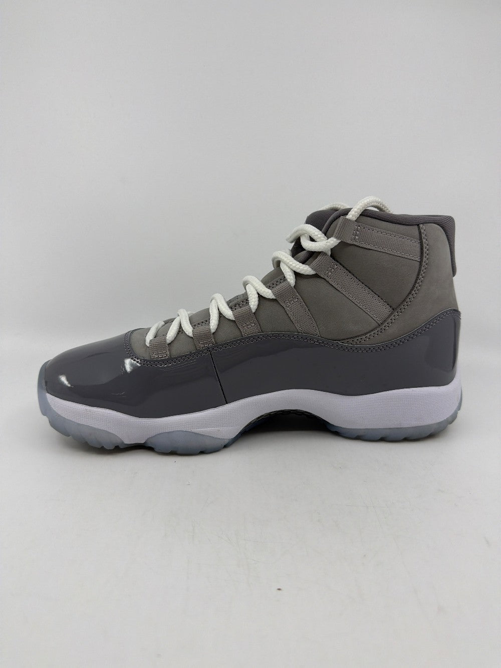 *USED* AJ 11 - COOL GREY (2021)|39862