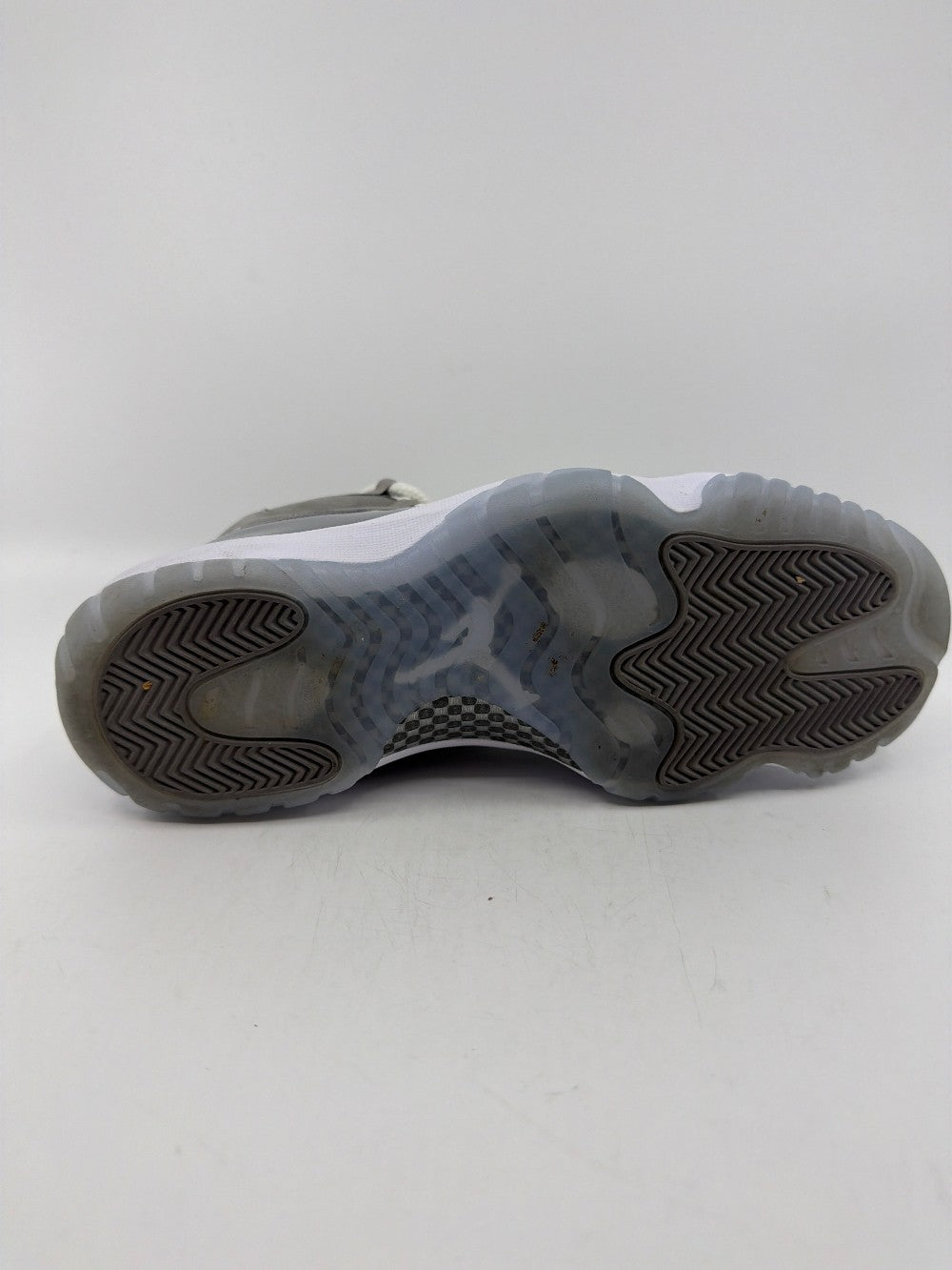 *USED* AJ 11 - COOL GREY (2021)|39864