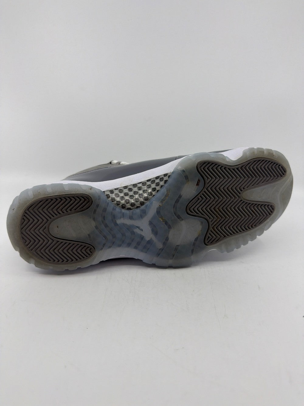 *USED* AJ 11 - COOL GREY (2021)|39869