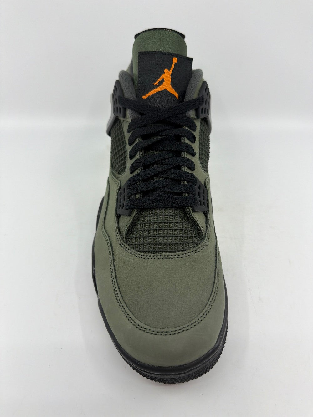 AJ 4 - UNDEFEATED (2025)|39891