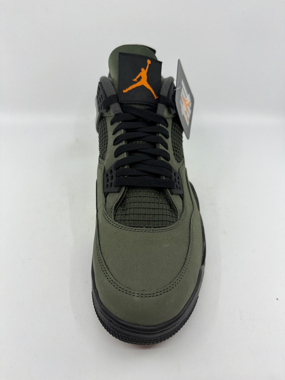 AJ 4 - UNDEFEATED (2025)|39896