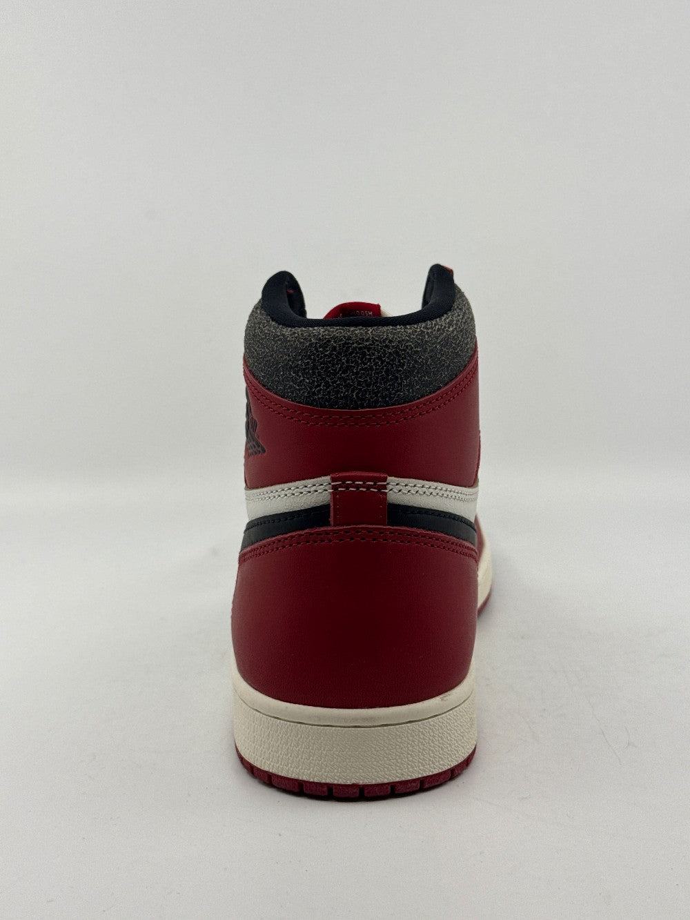 *VNDS* AJ 1 - LOST AND FOUND|39913