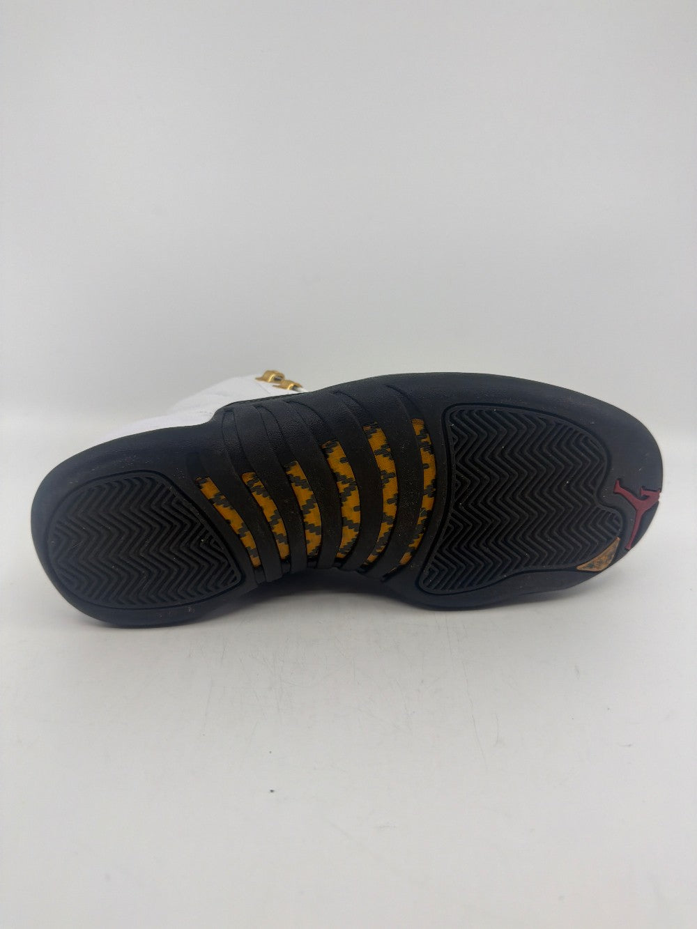 *USED* AJ 12 - TAXI (2025)|40111