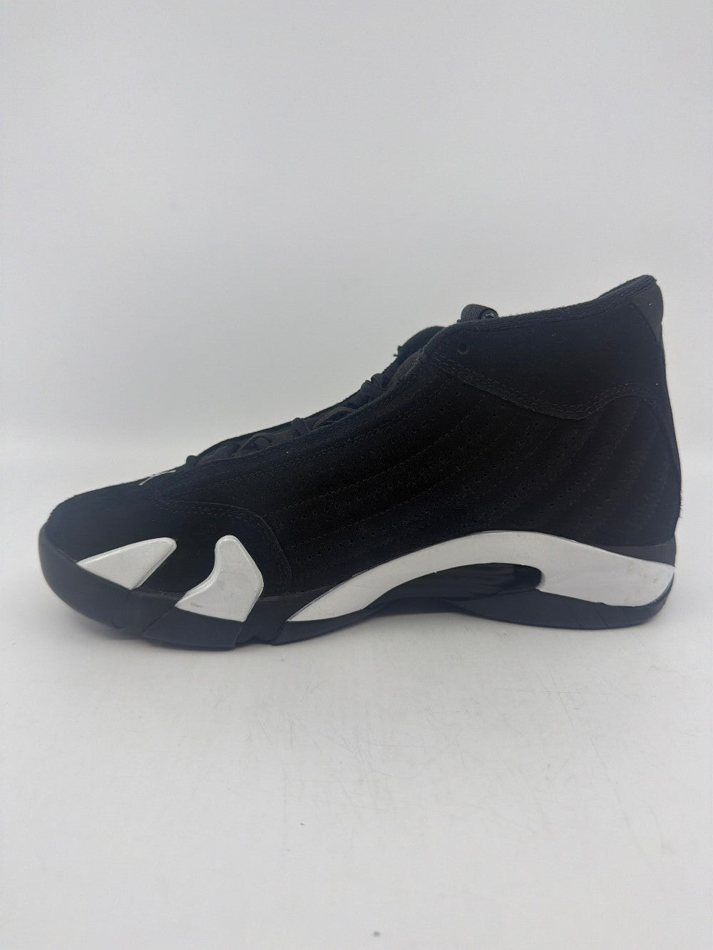 *USED* AJ 14 - BLACK WHITE|40119