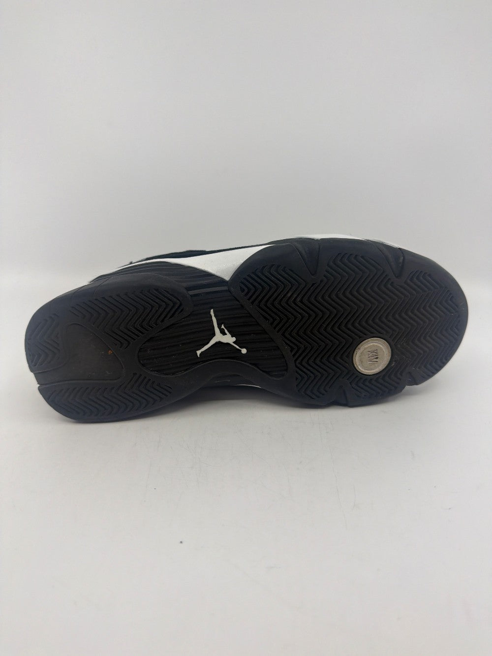 *USED* AJ 14 - BLACK WHITE|40121