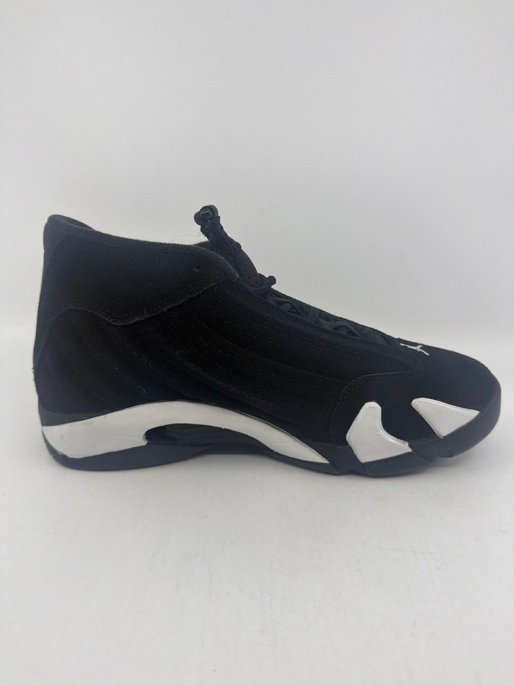 *USED* AJ 14 - BLACK WHITE|40124