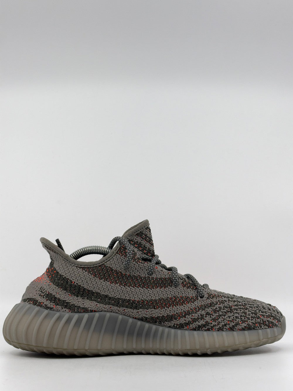 *USED* YEEZY 350 BOOST V2 - BELUGA REFLECTIVE|40138