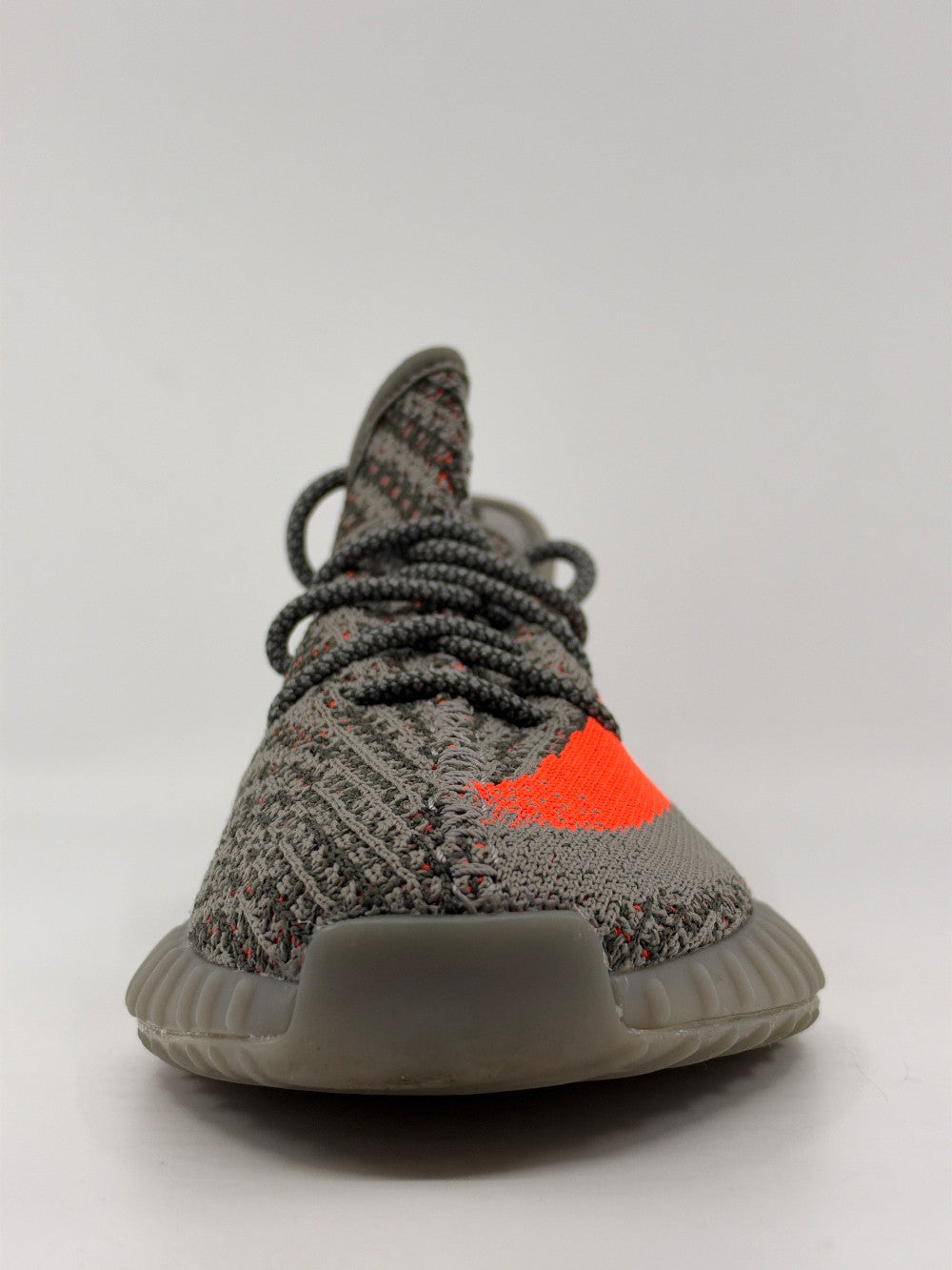 *USED* YEEZY 350 BOOST V2 - BELUGA REFLECTIVE|40139