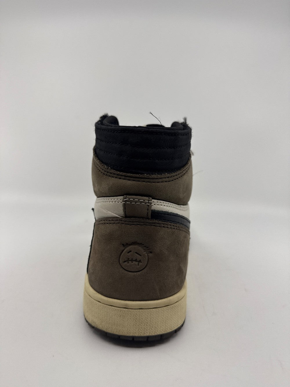 *USED* AJ 1 HIGH X TRAVIS SCOTT - MOCHA|40206