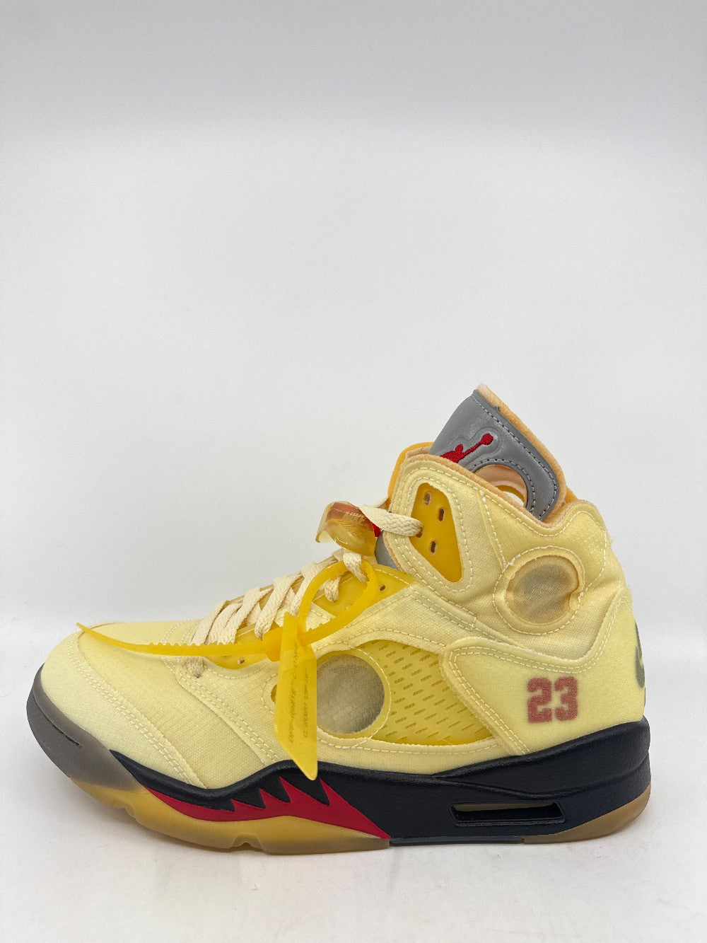 *VNDS* AJ 5 X OFF WHITE - SAIL|40213