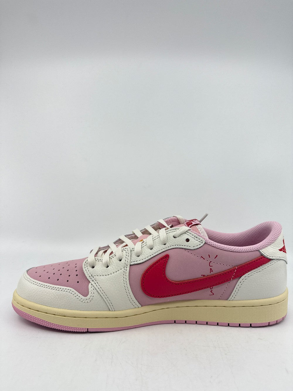 *USED* AJ 1 LOW X TRAVIS SCOTT - TROPICAL PINK|40267
