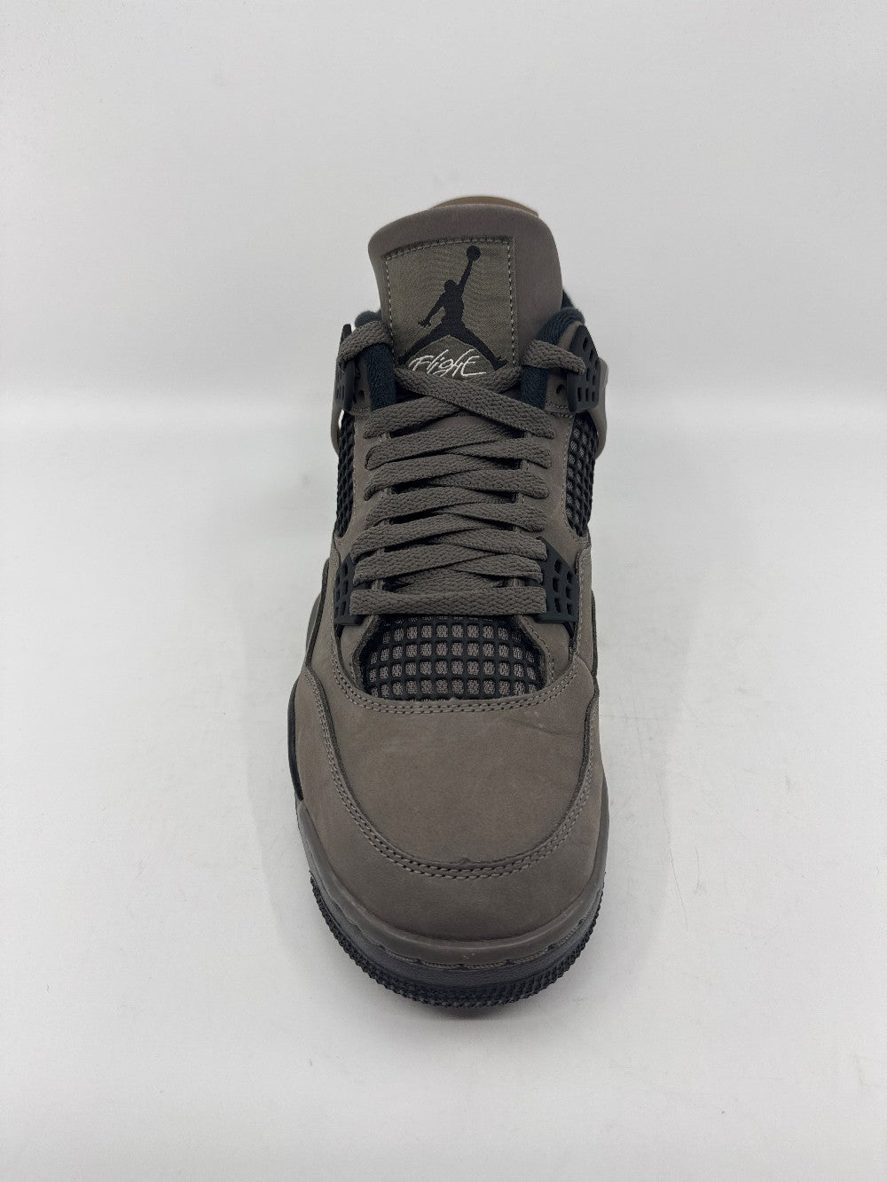 *USED* AJ 4 - CAVE STONE|40287