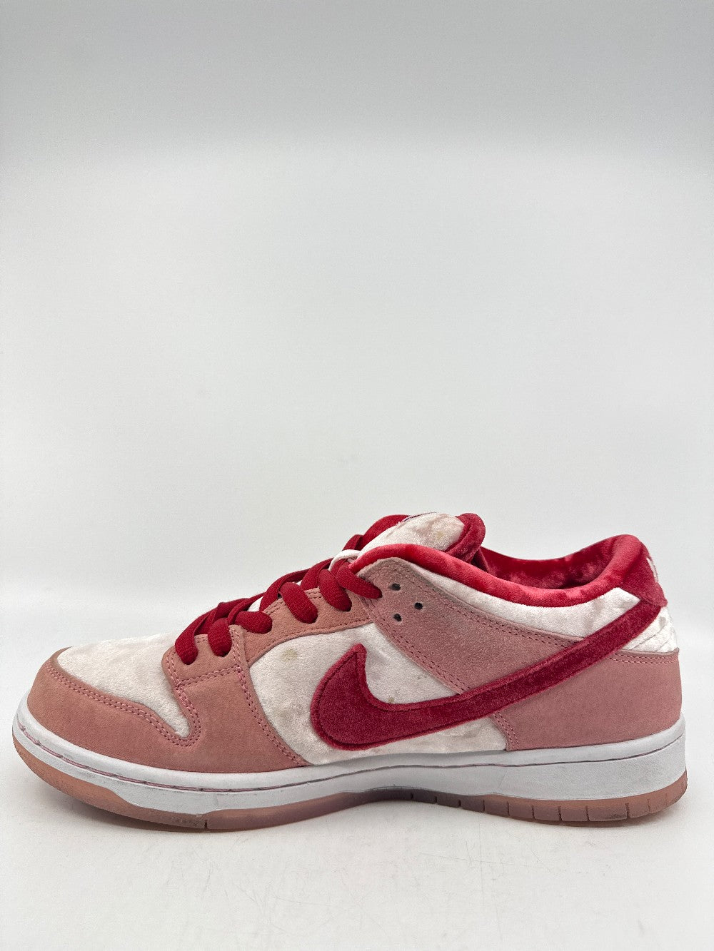 *USED* NIKE SB DUNK LOW - STRANGELOVE SKATEBOARDS|40319