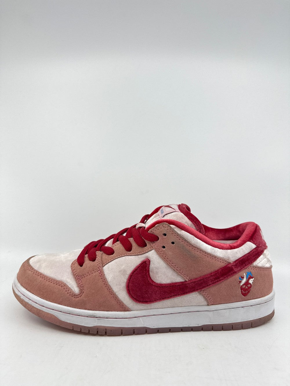 *USED* NIKE SB DUNK LOW - STRANGELOVE SKATEBOARDS|40322
