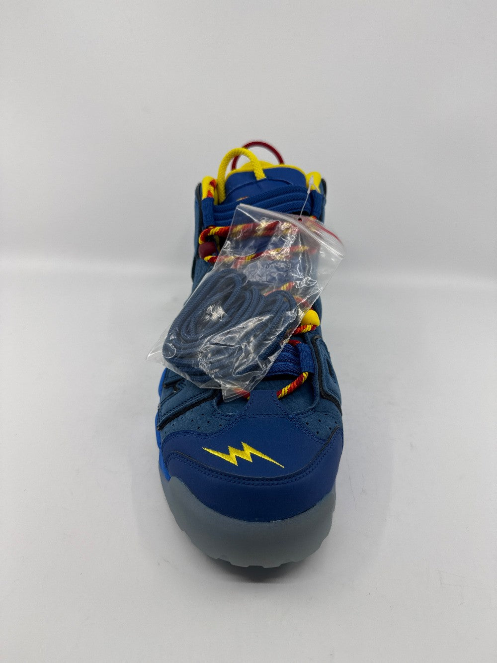 NIKE AIR MORE UPTEMPO - DOERNBECHER (2017)|40361